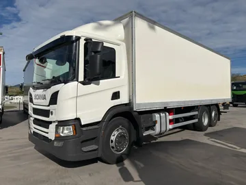 Transportør Lastebil Scania P360 i Vena Austerrike